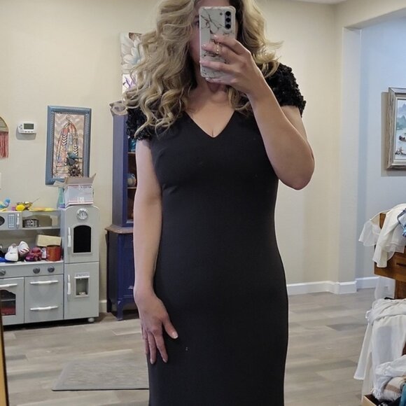 Bagley Mishka Embellished Sequin Beaded Cap Sleeve Gown V Neck V Back Size 8 - Picture 11 of 13